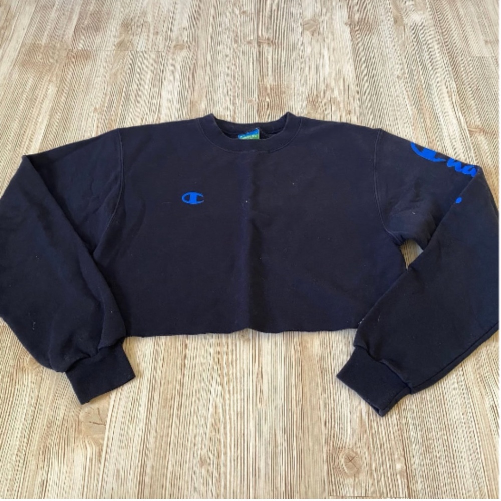 Women’s Navy Champion cropped navy sweater size small